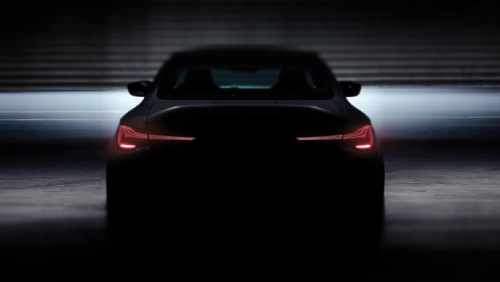 BMW M4 CSL - tył auta