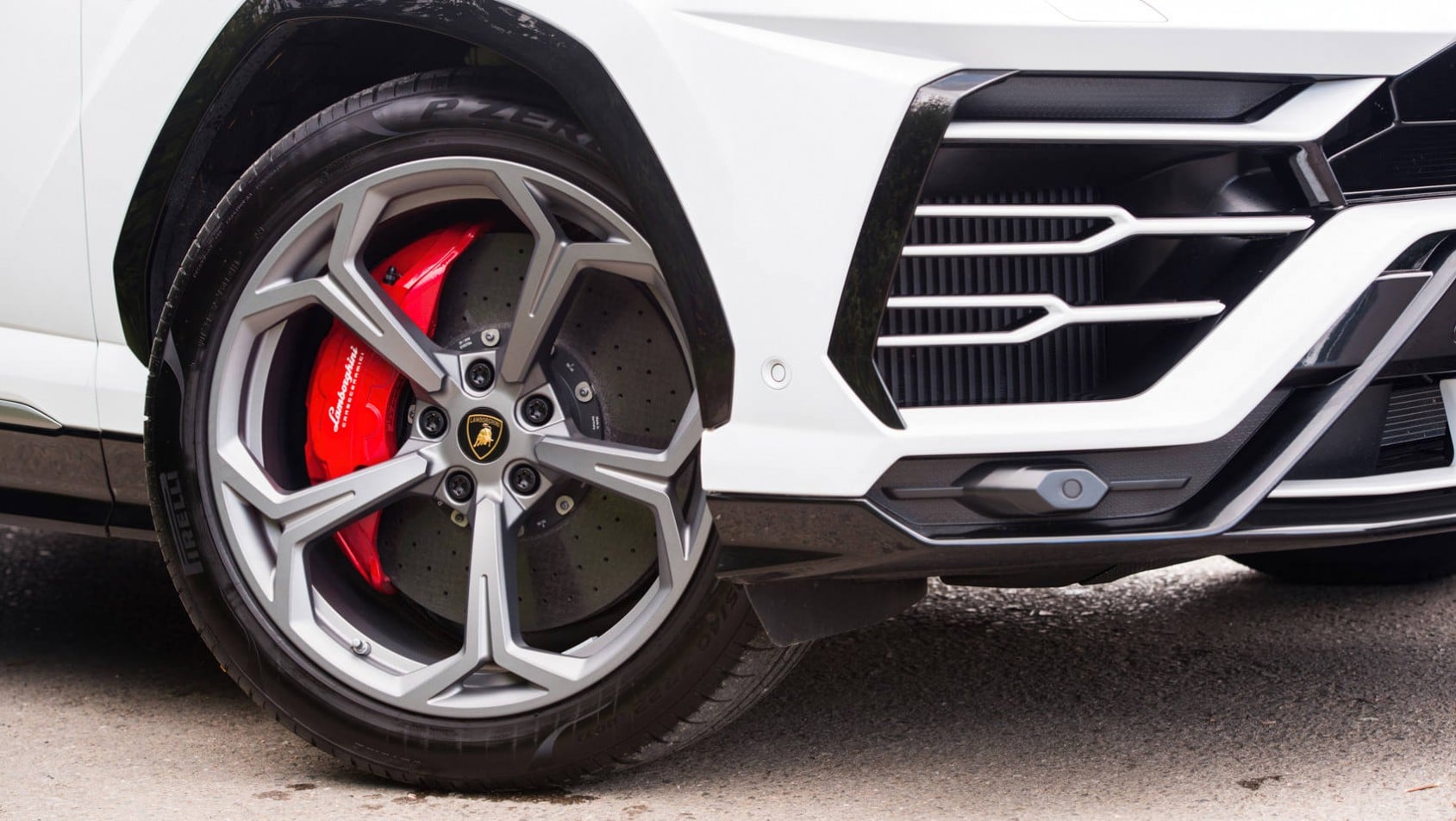 Lamborghini Urus - hamulce