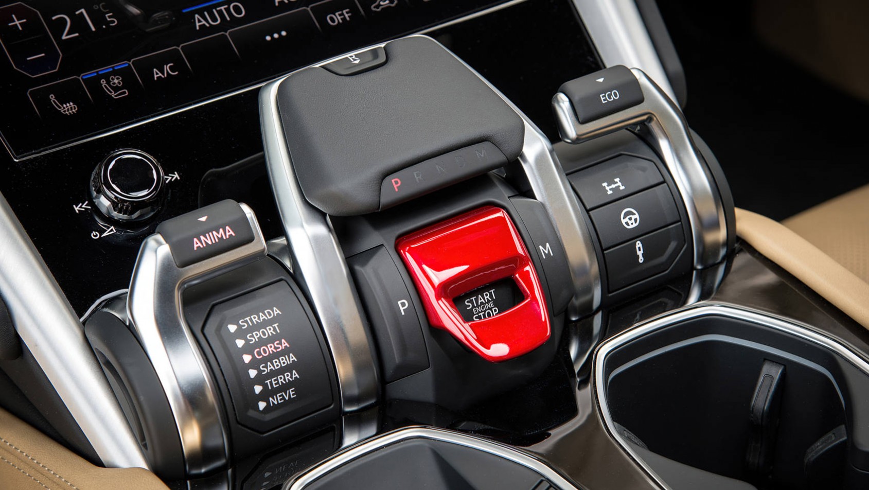 Detale wnętrza Lamborghini Urusa