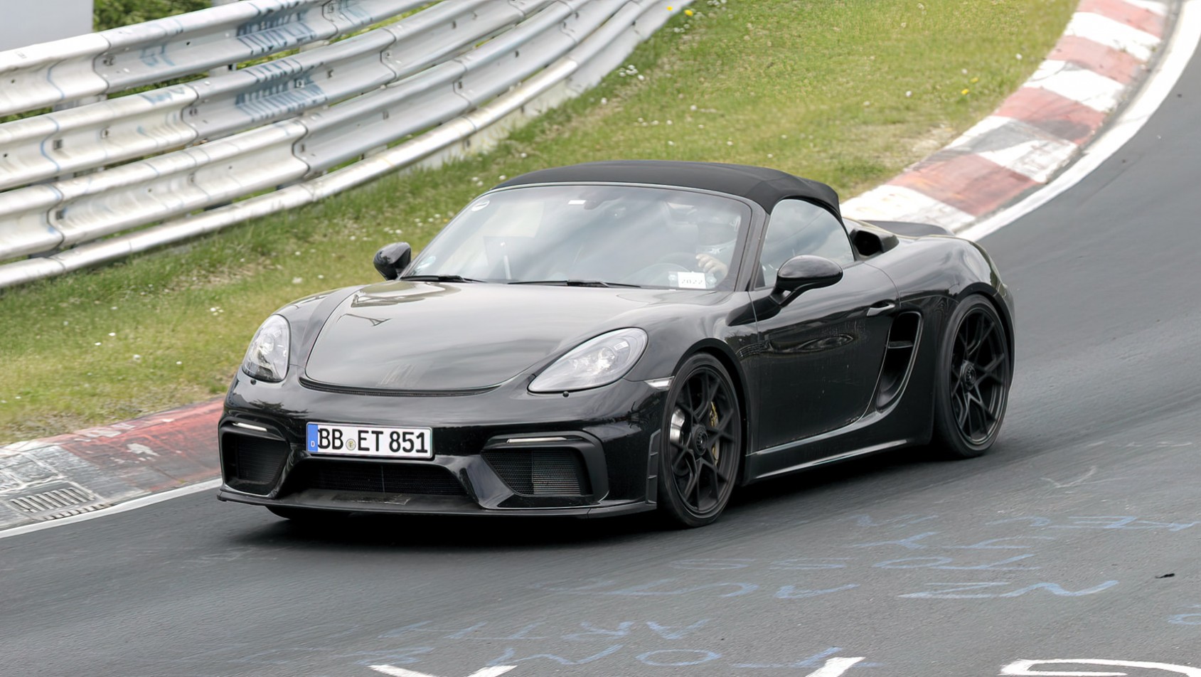 Porsche718 Spyder na zakręcie na torze