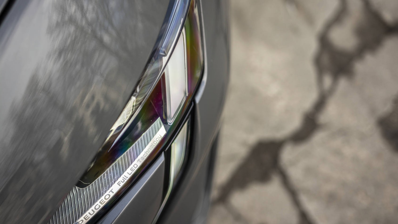 Peugeot 508 - przedni reflektor