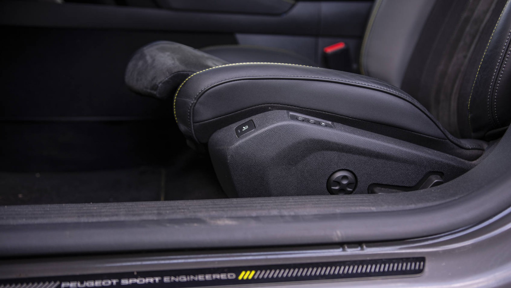 Peugeot 508 - regulacja fotela