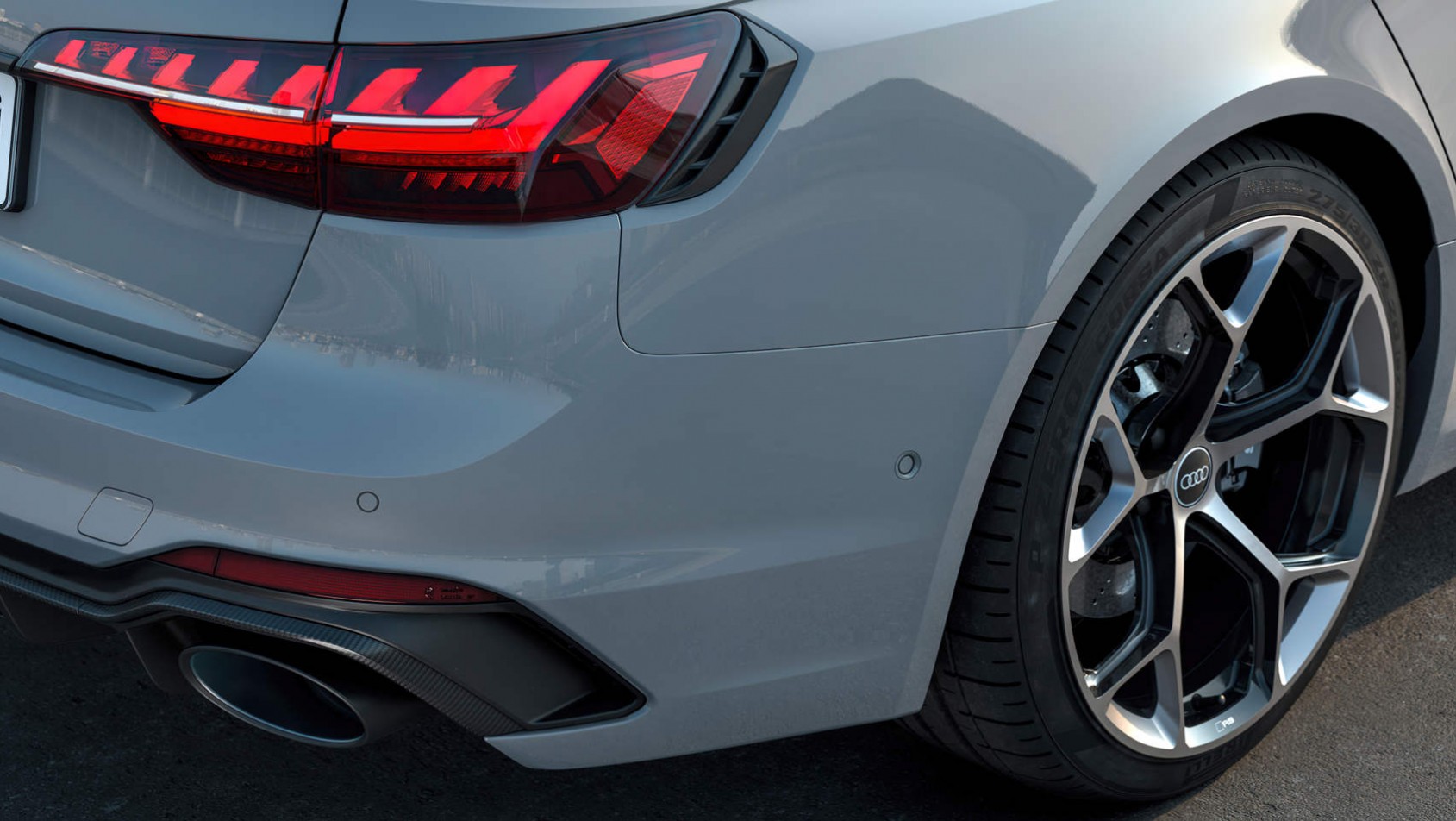 Kute i frezowane felgi - AUDI RS4