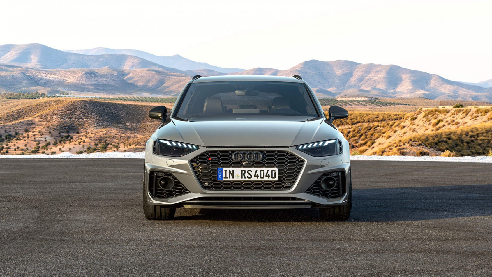 Nowe Audi RS4 - front