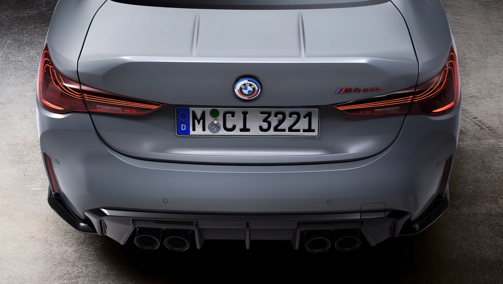 BMW_M4_CSL_z tyłu