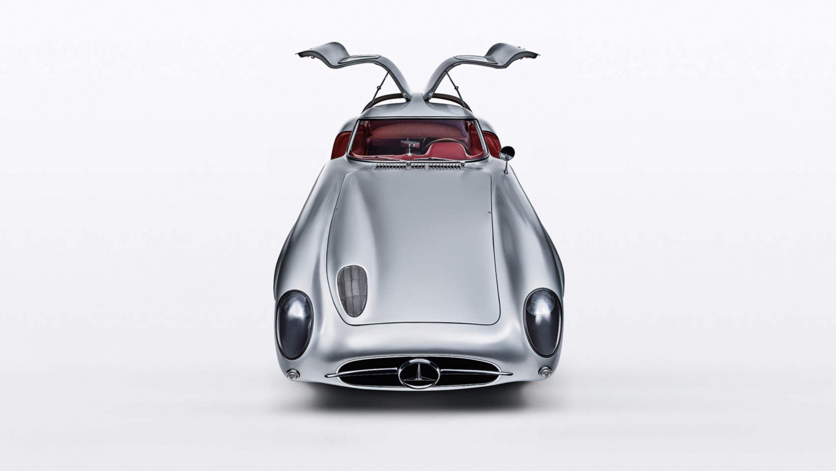 Mercedes-Benz 300 SLR Uhlenhaut z otwartymi drzwiami