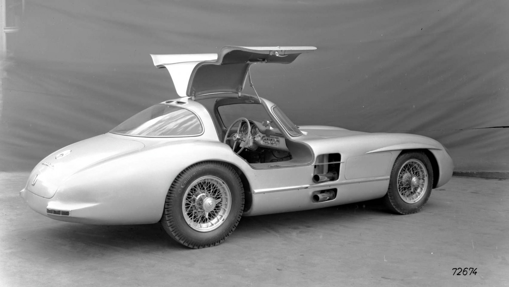 Mercedes-Benz 300 SLR Uhlenhaut - archiwum