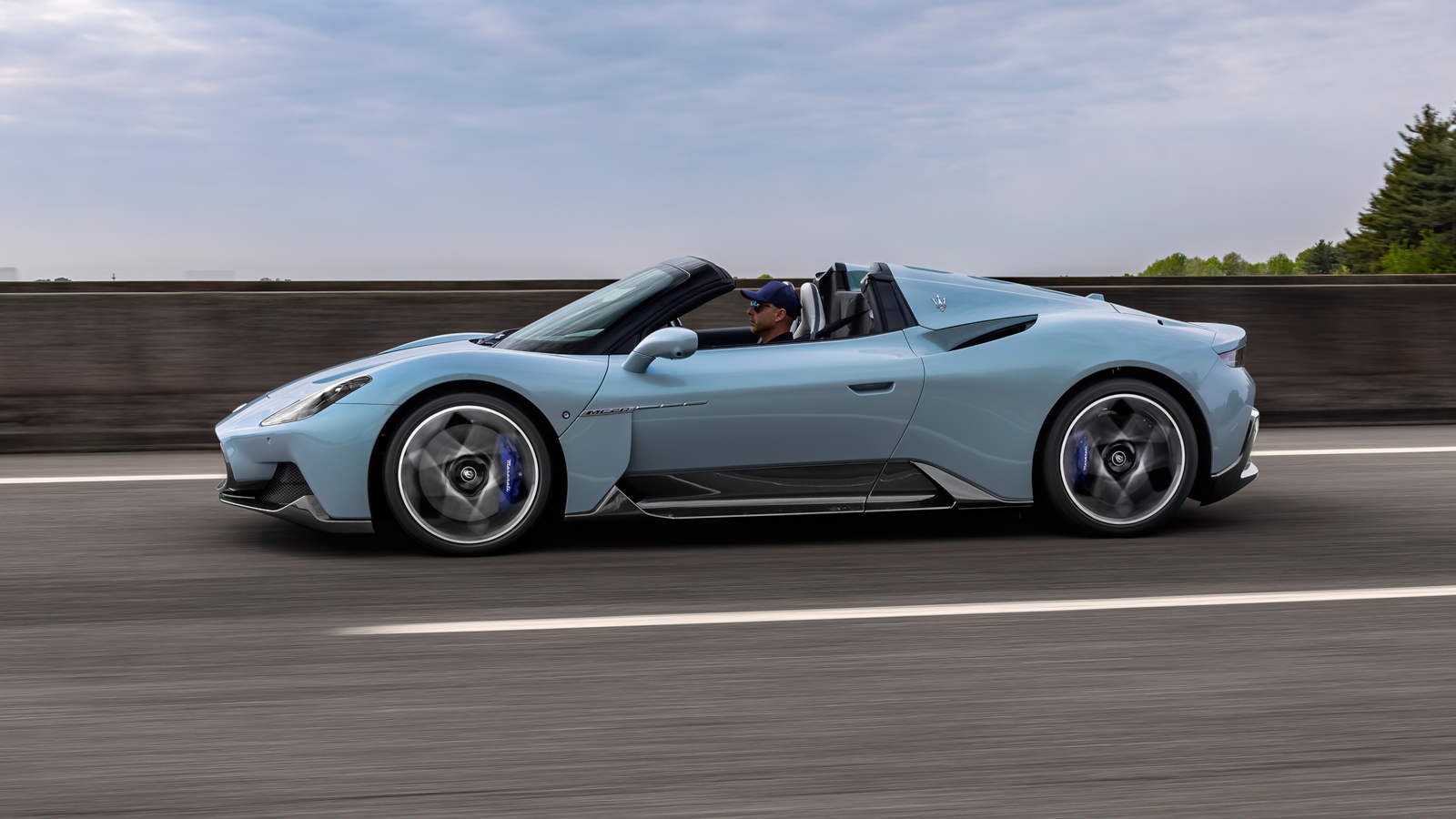 Maserati MC20 Cielo - doskonała linia auta