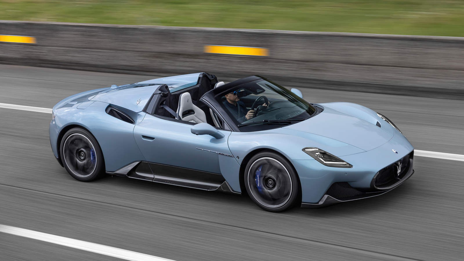 Maserati MC20 Cielo - prezentacja auta