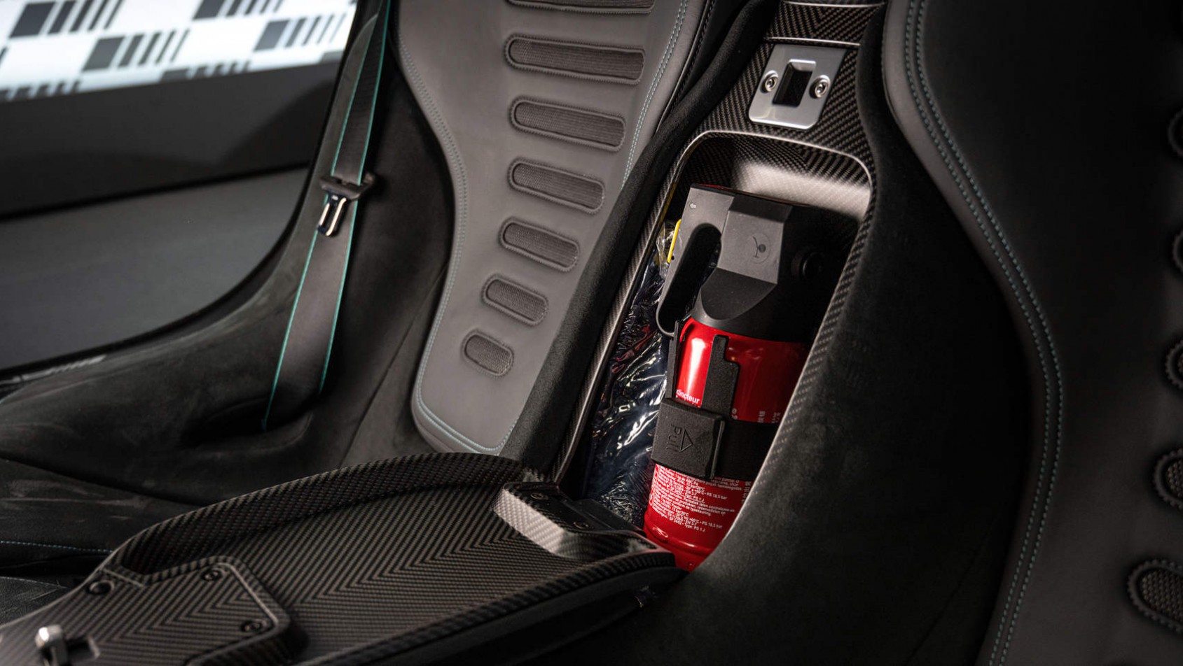 Mercedes-AMG Project One system gaśniczy