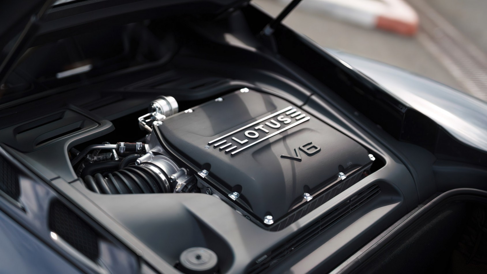 Lotus Emira 2022 silnik V6