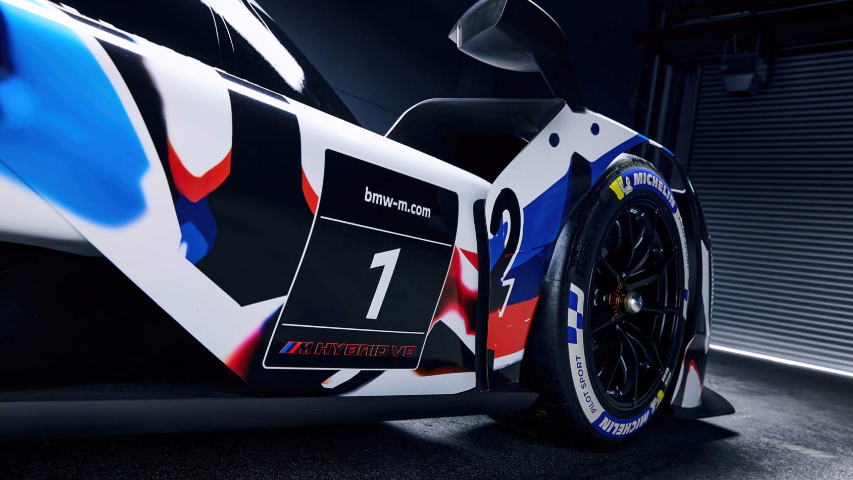 BMW M Hybrid V8 - detale nadwozia