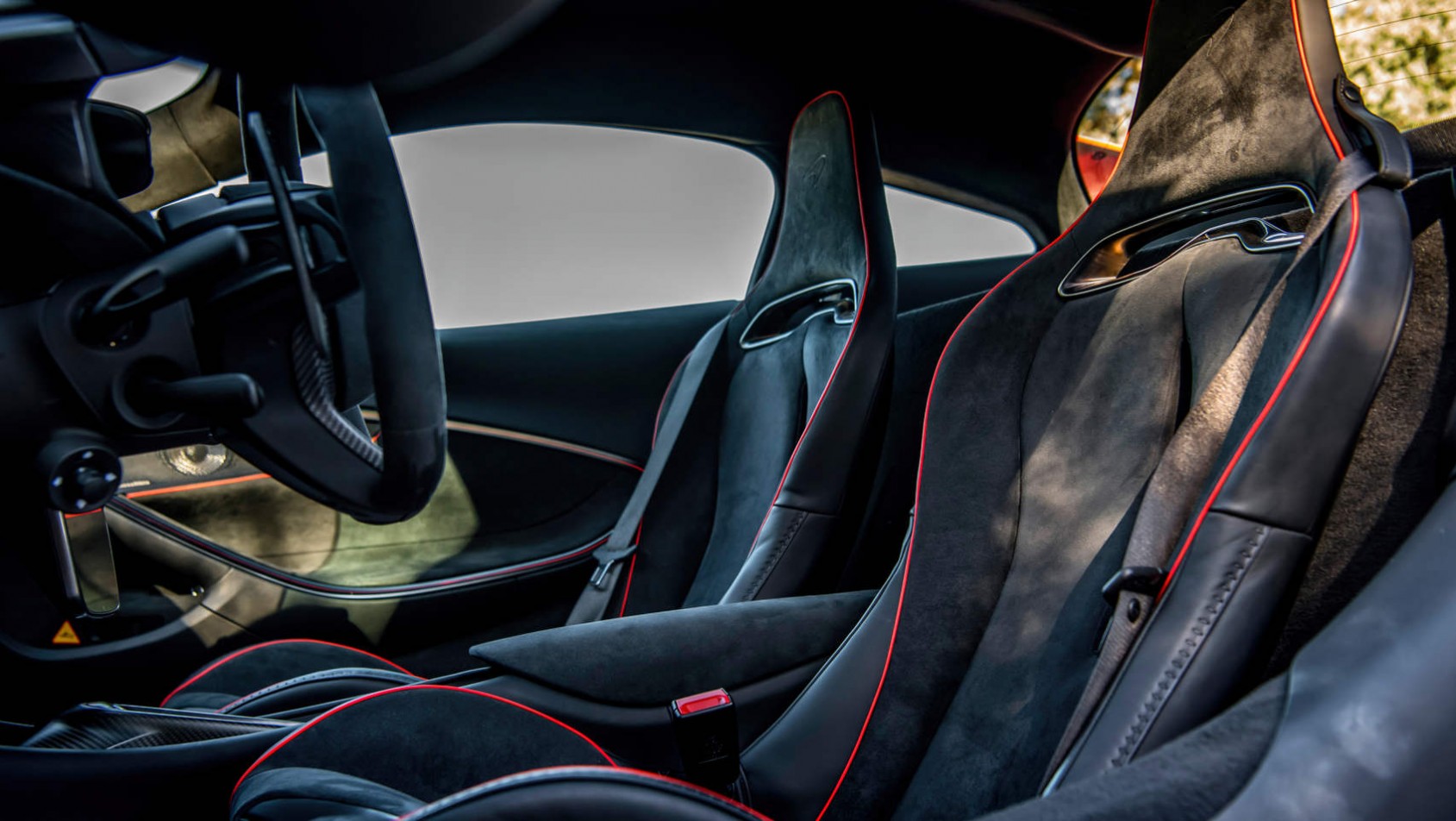 McLaren Artura - fotele