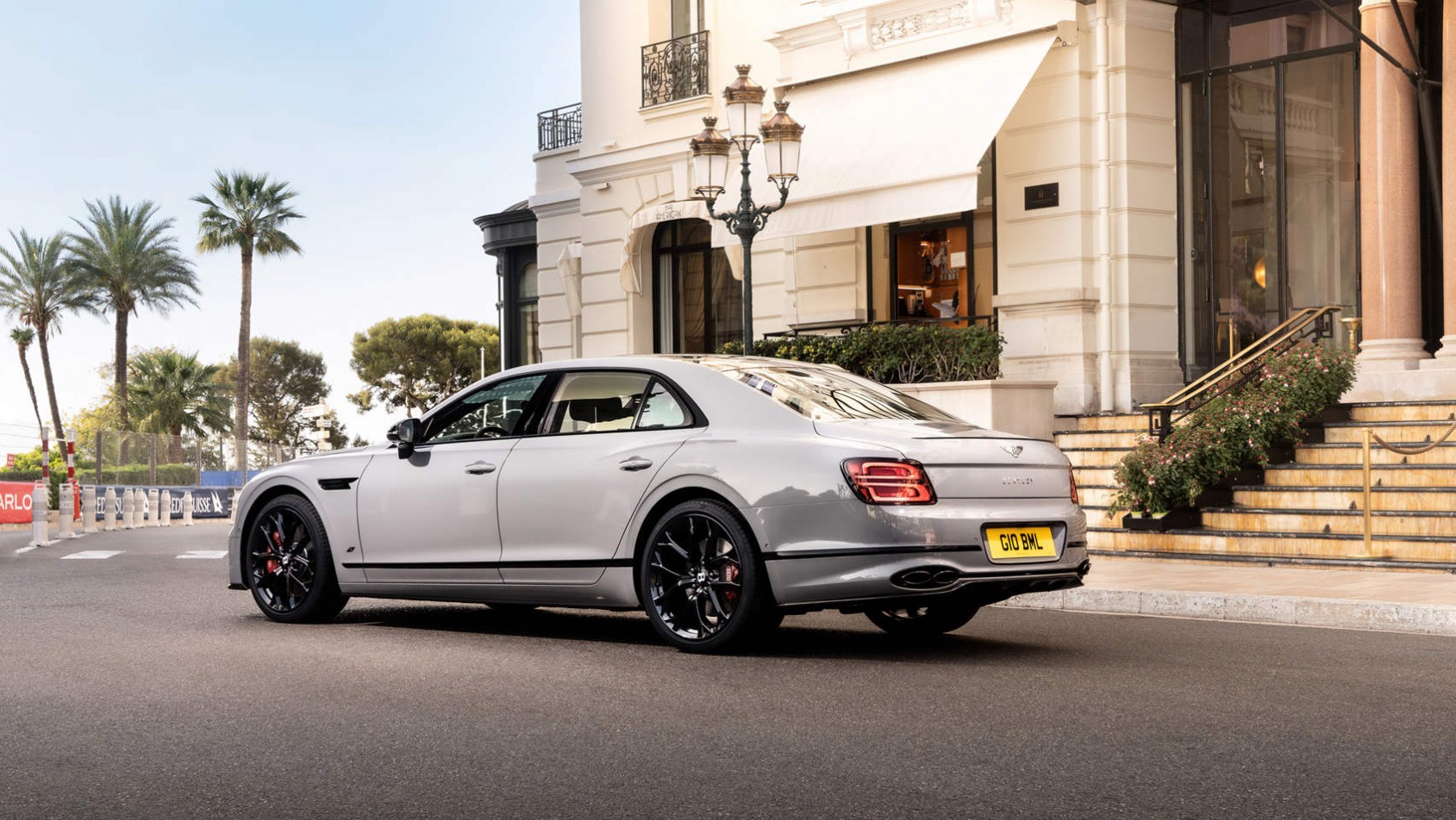 Bentley Flying Spur z tyłu
