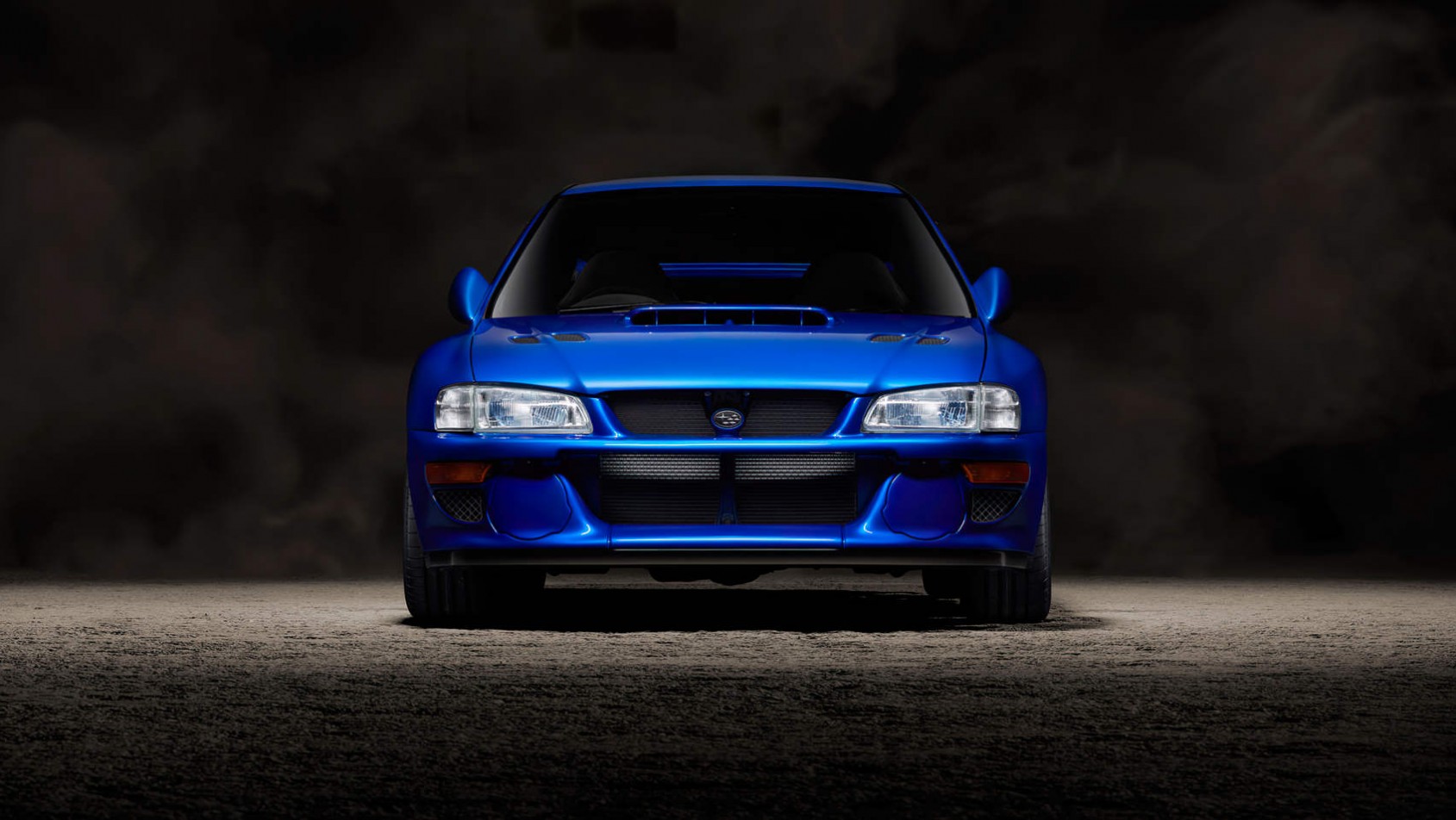 Prodrive P25 - front auta