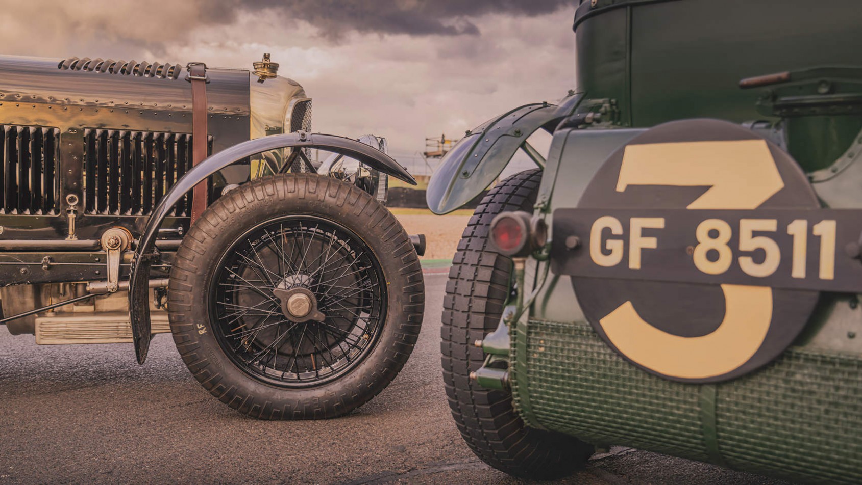 Bentley Speed Six - Mulliner - zbliżenie na koło