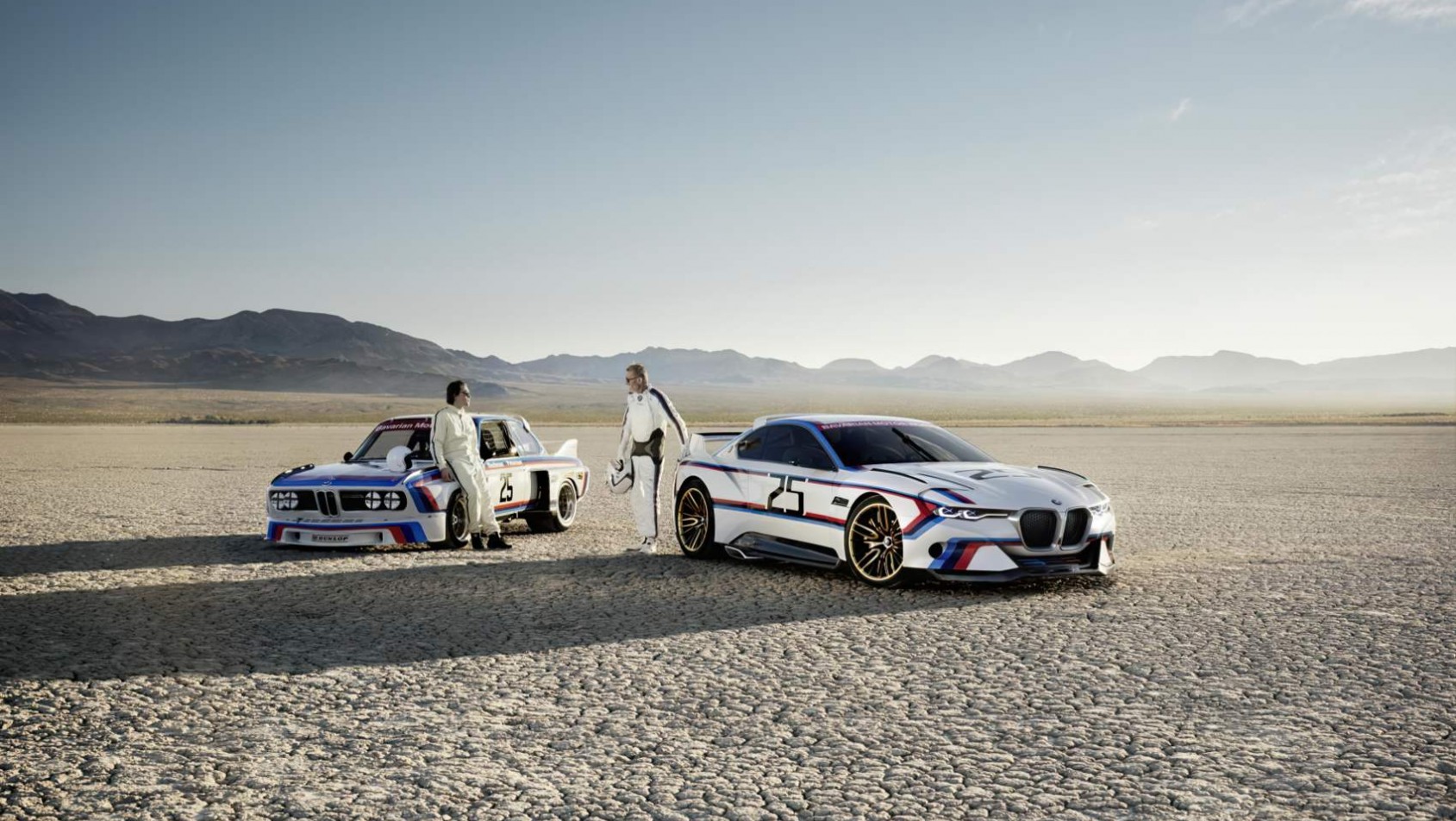 BMW 3.0 CSL hommage na pustyni