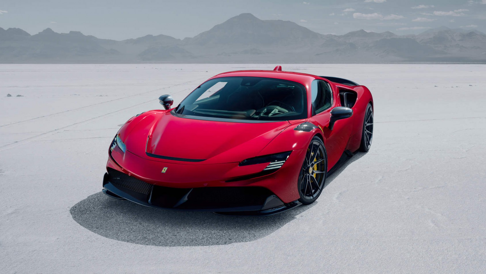 NOVITEC Ferrari SF90 Stradale - wloty na błotnikach