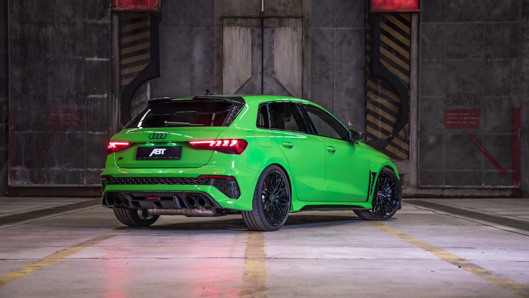 Audi ABT RS3-R z tyłu