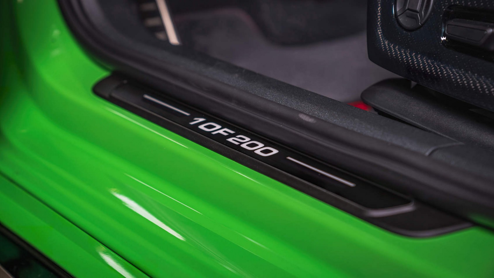 Audi ABT RS3-R - progi z numerem egzemplarza