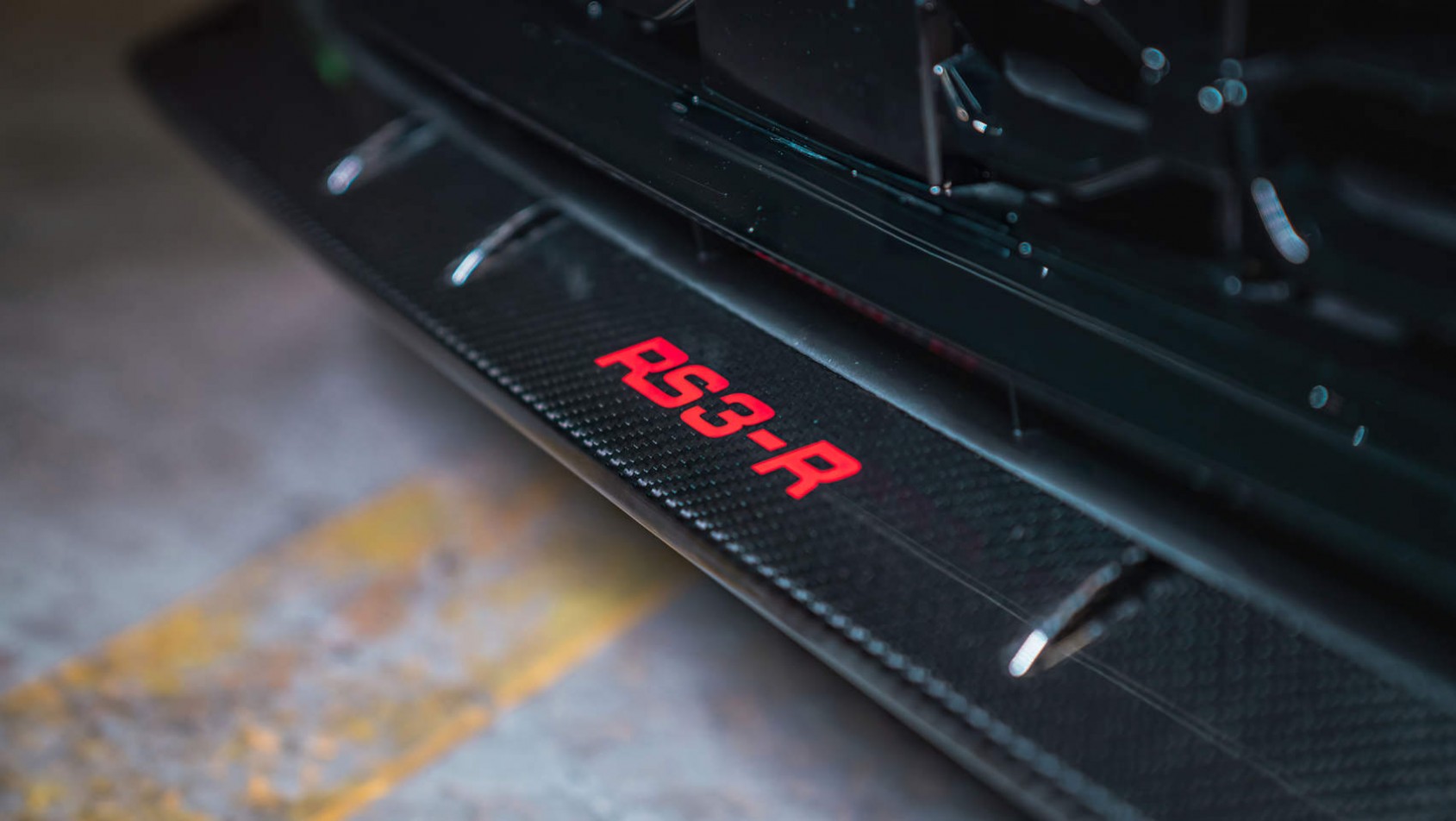 Audi ABT RS3-R - agresywny splitter