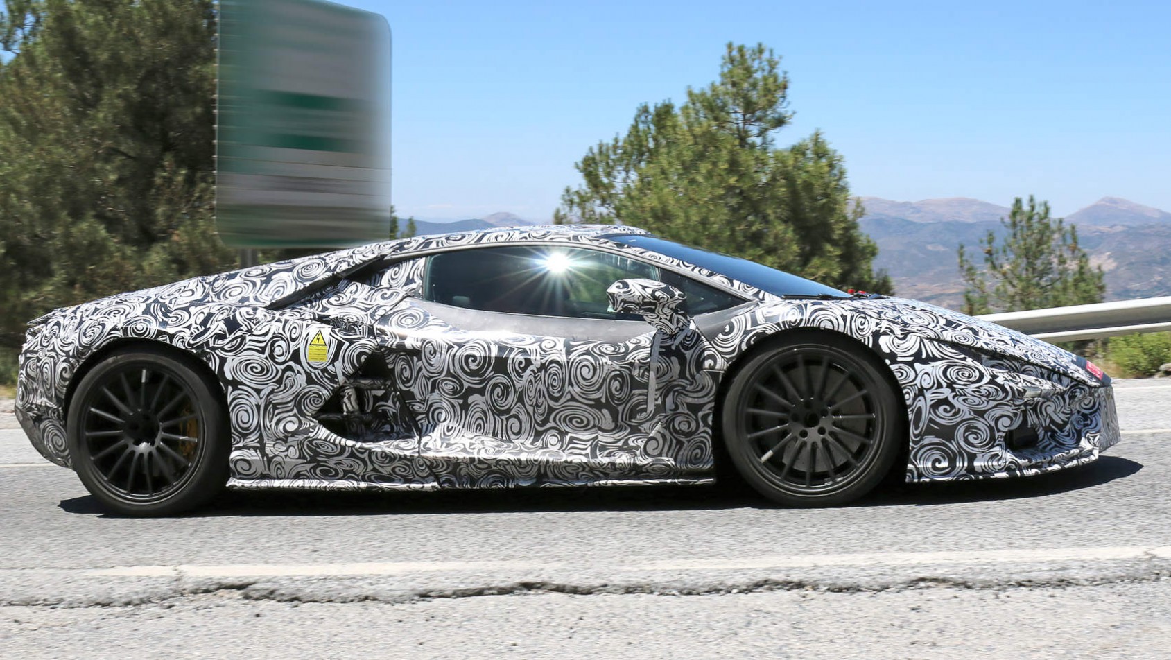 Następca Aventadora - sylwetka auta