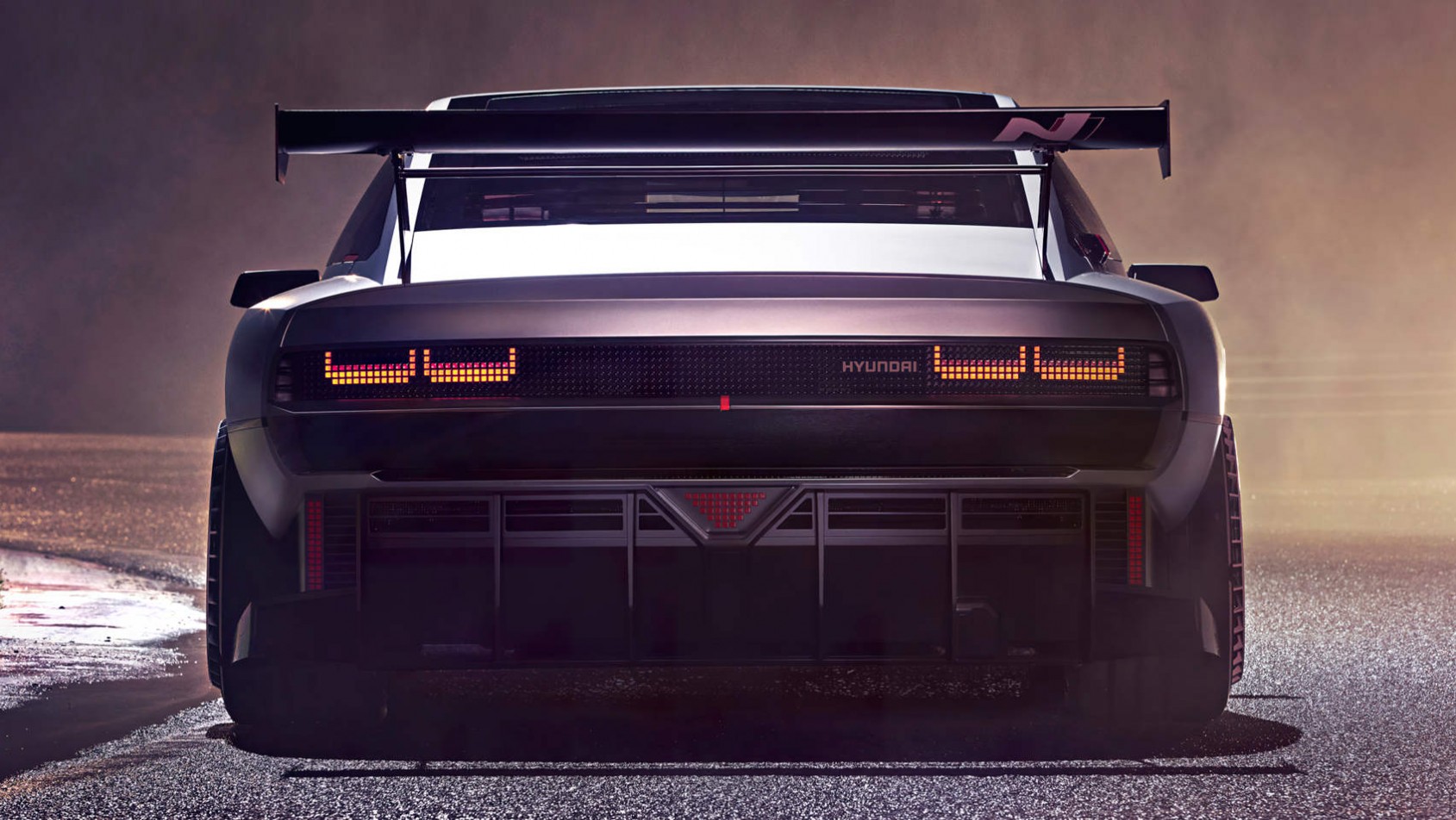 Hyundai N Vision 74 Concept Hyundai N Vision 74 Concept - zbliżenie na tył auta