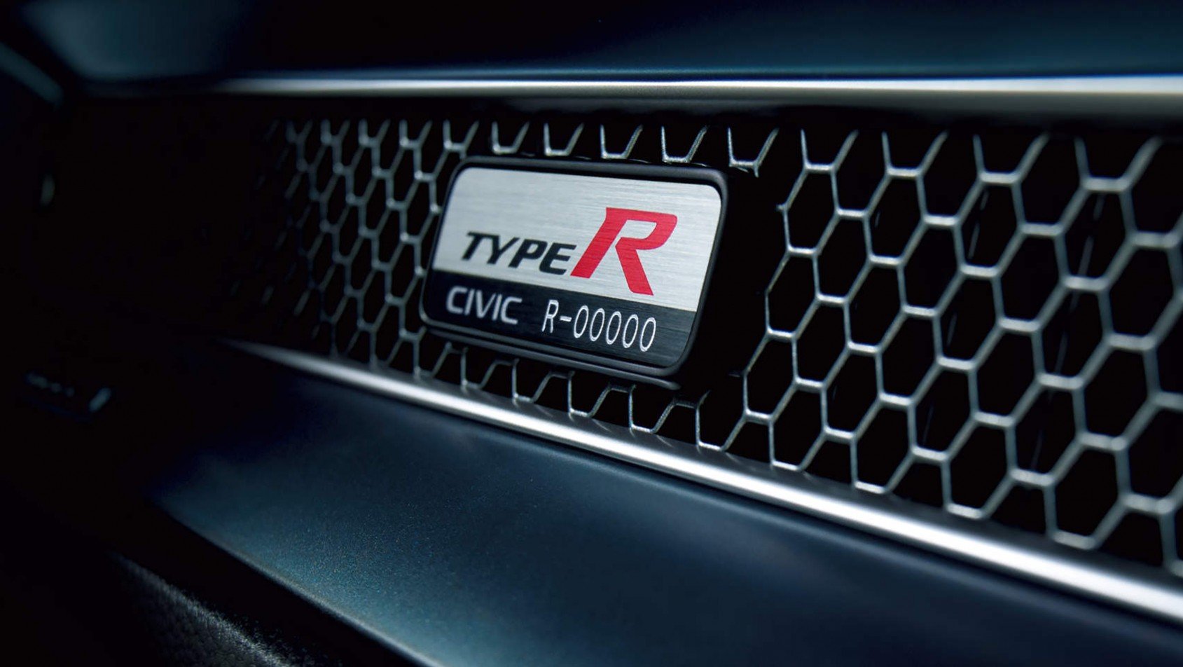 Nowa Honda Civic Type R Nowa Honda Civic Type R - plakietka Type R