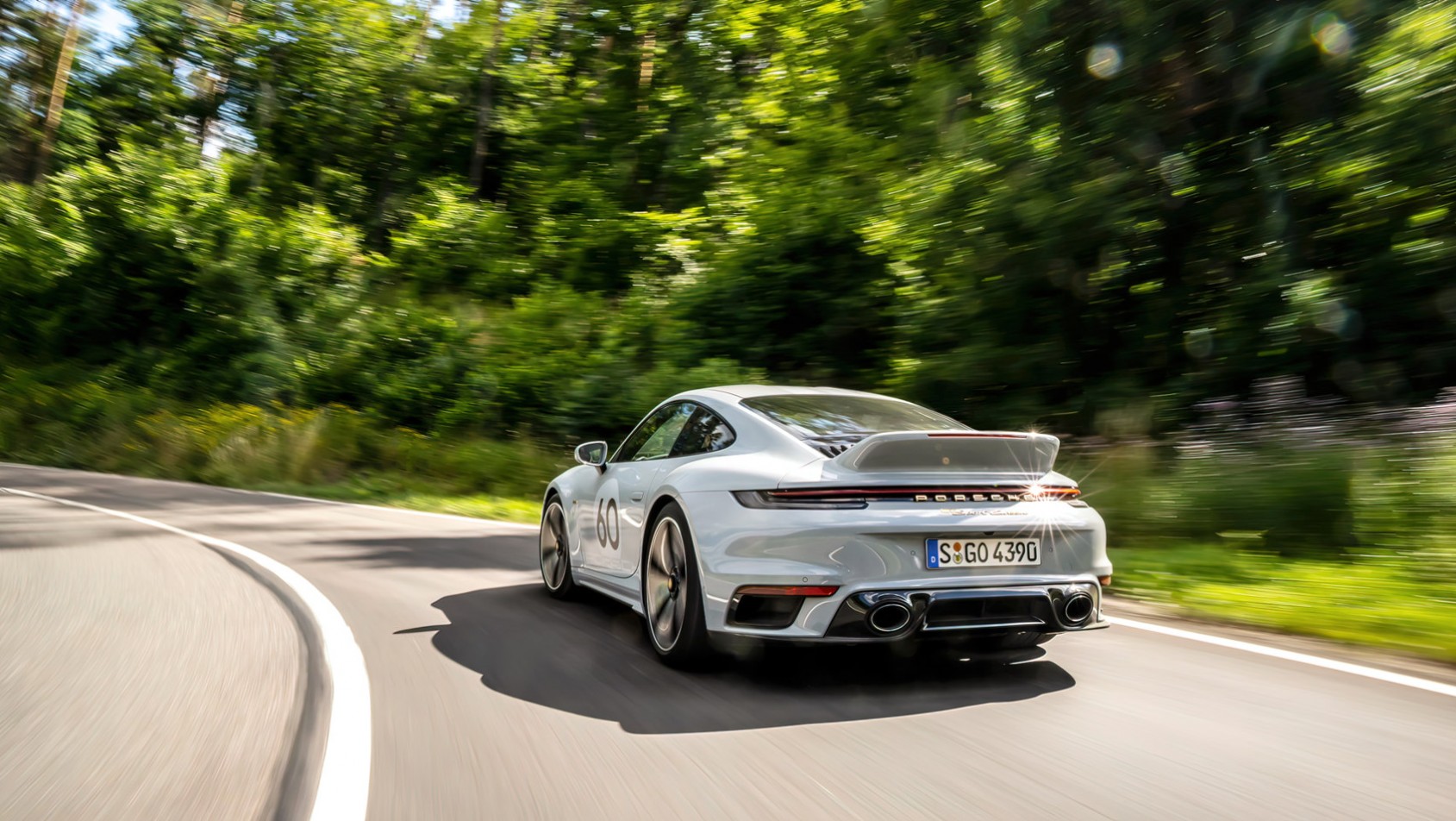 Porsche 911 Sport Classic na zakręcie