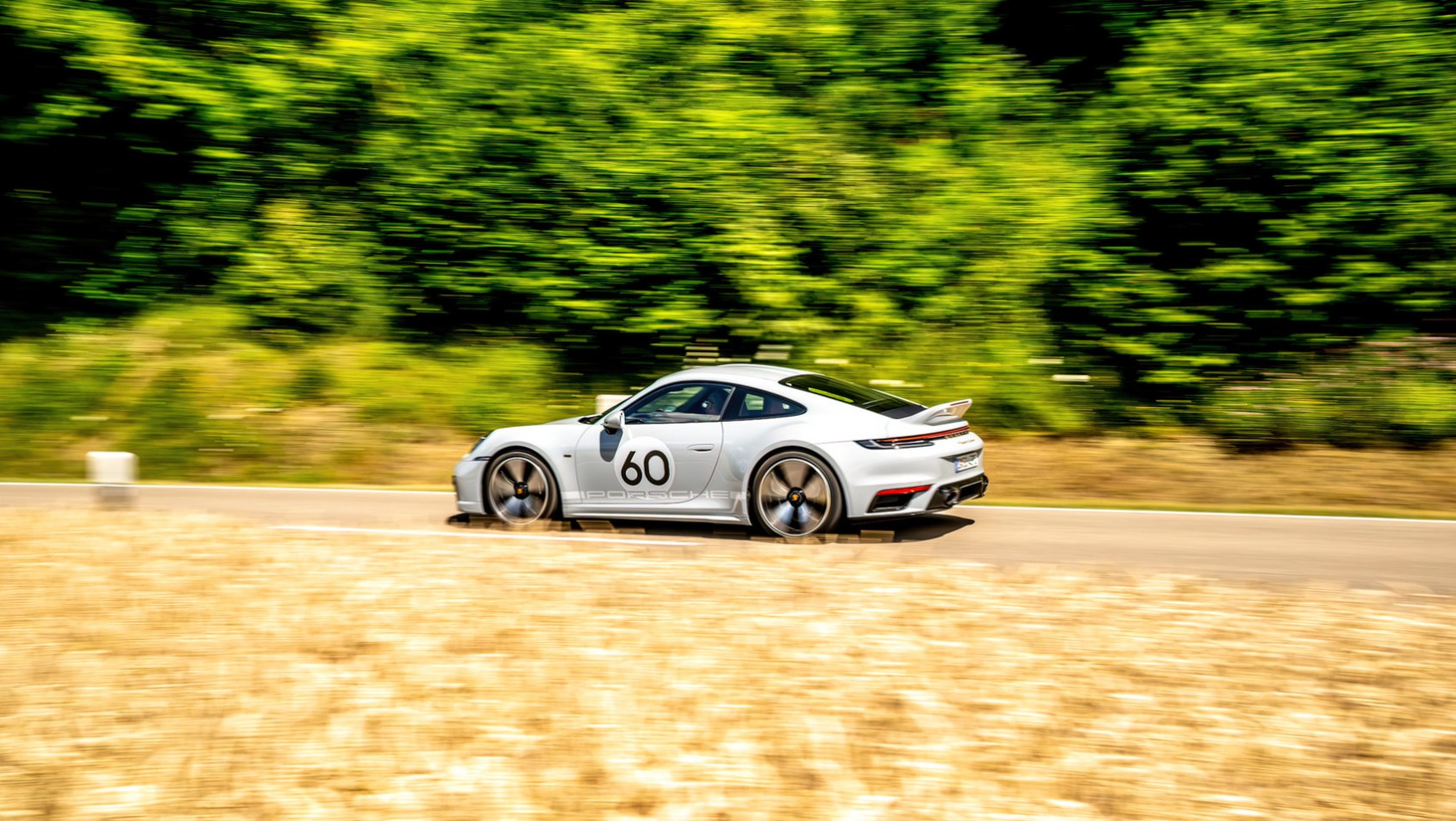 Porsche 911 Sport Classic sylwetka z boku