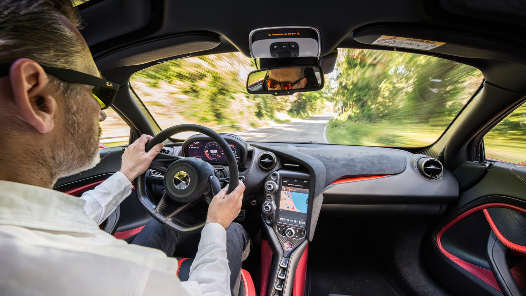 McLaren 720s z kierowcą