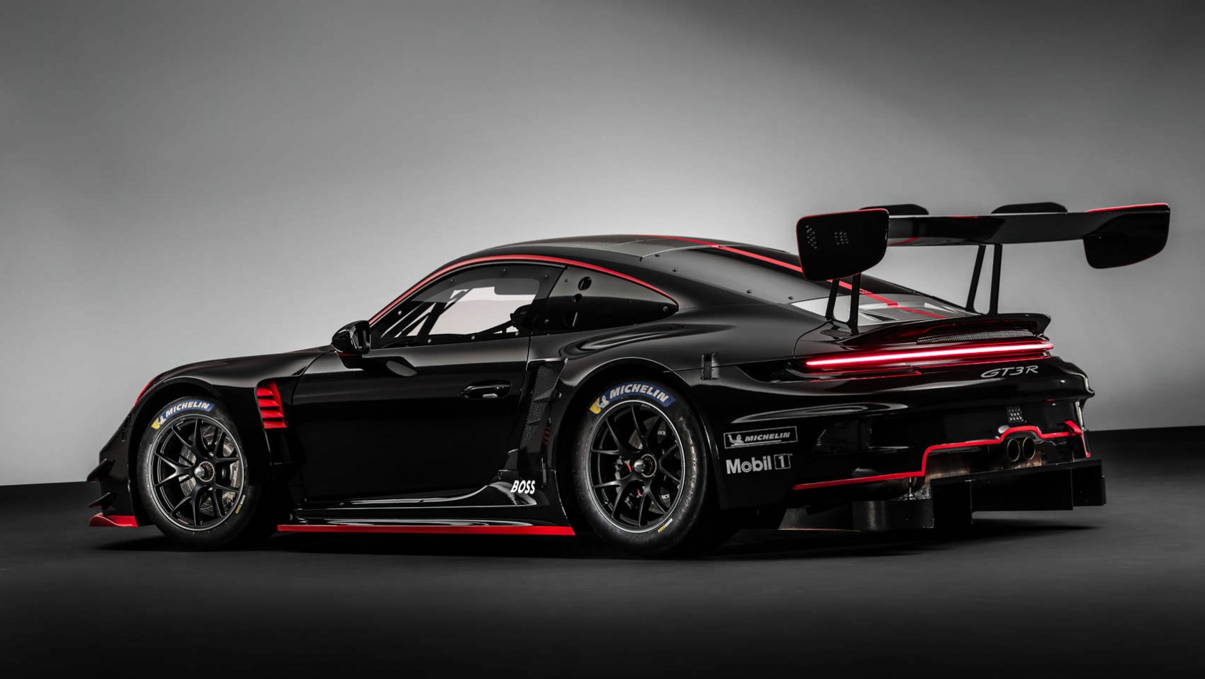 Porsche 911 GT3 R Porsche 911 GT3 R - bok auta