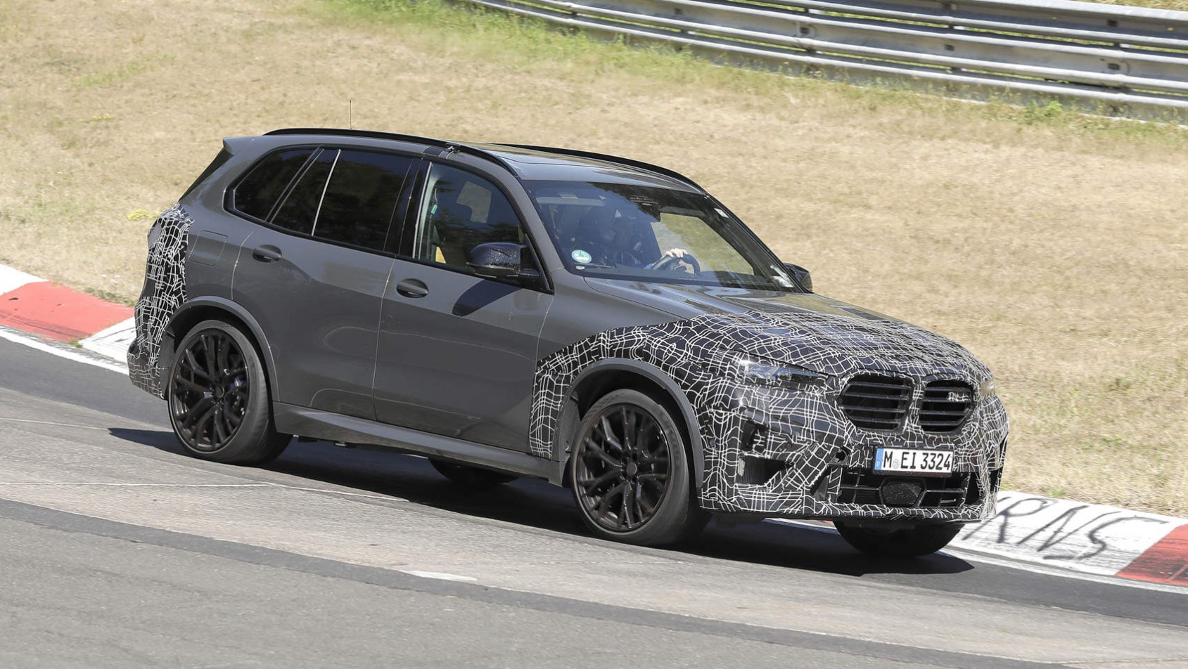 BMW X5 M Competition - na torze