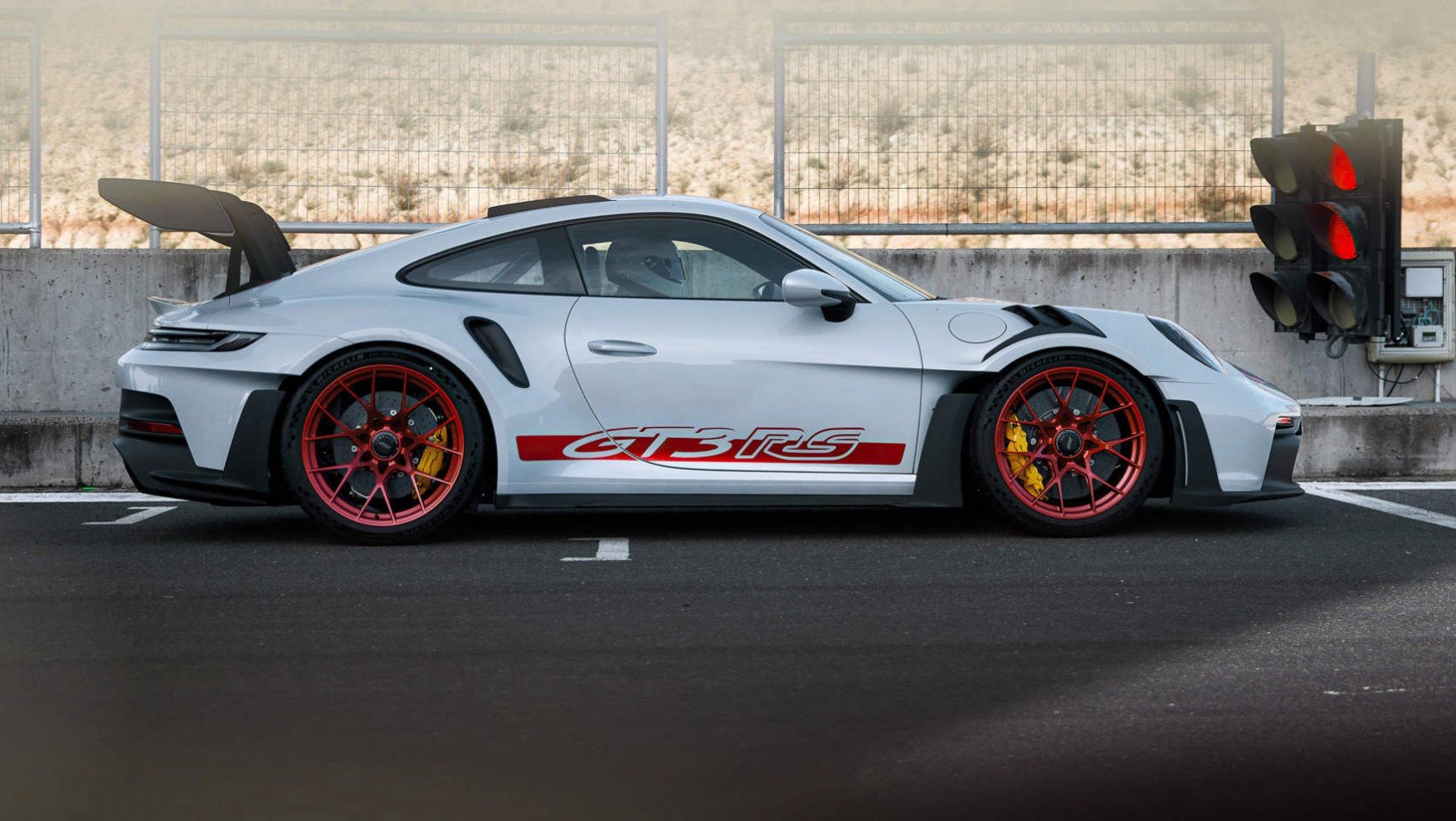Nowe Porsche 911 GT3 RS (992) - sylwetka auta