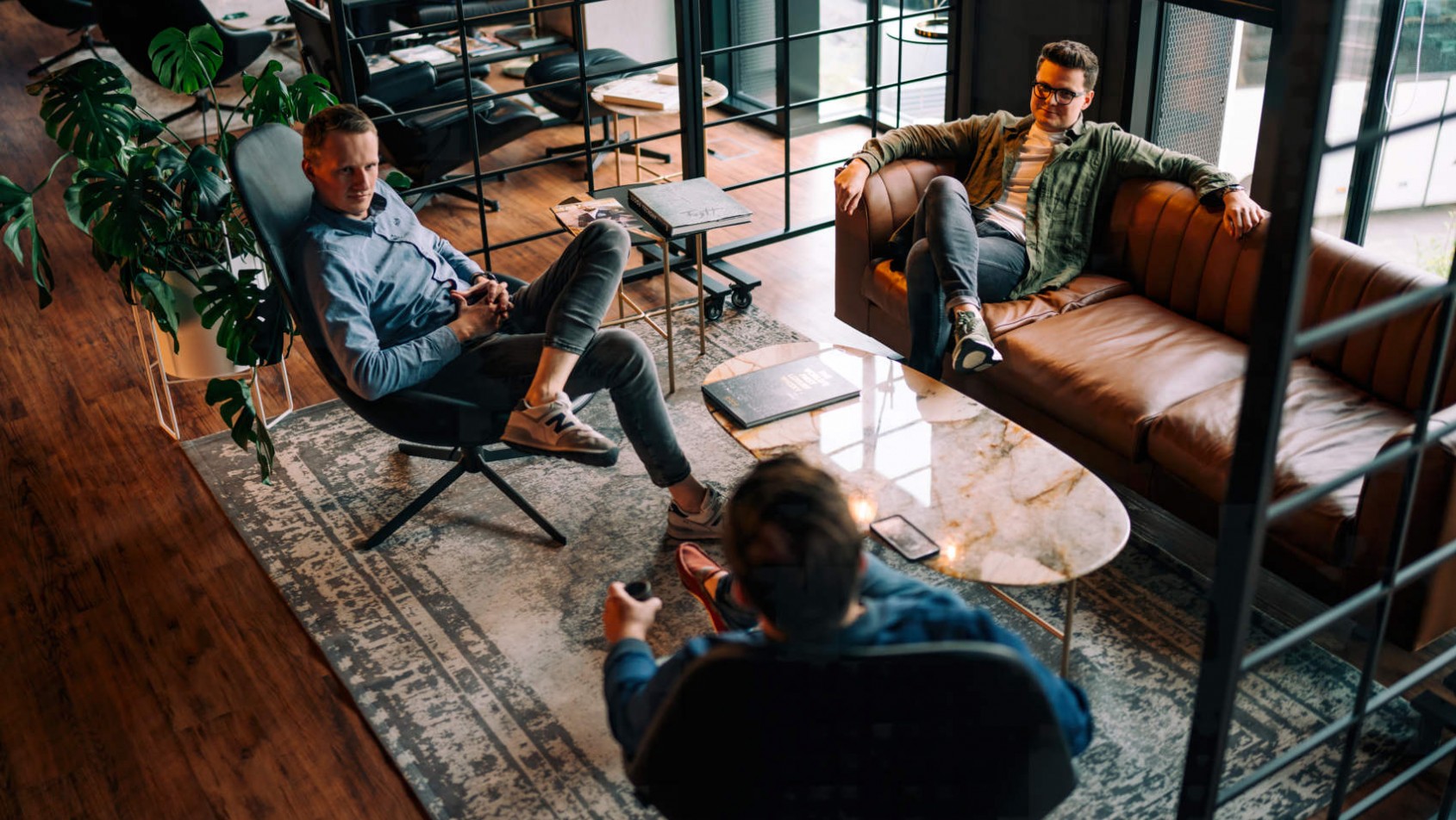 ID.Buzz na tle krajobrazu