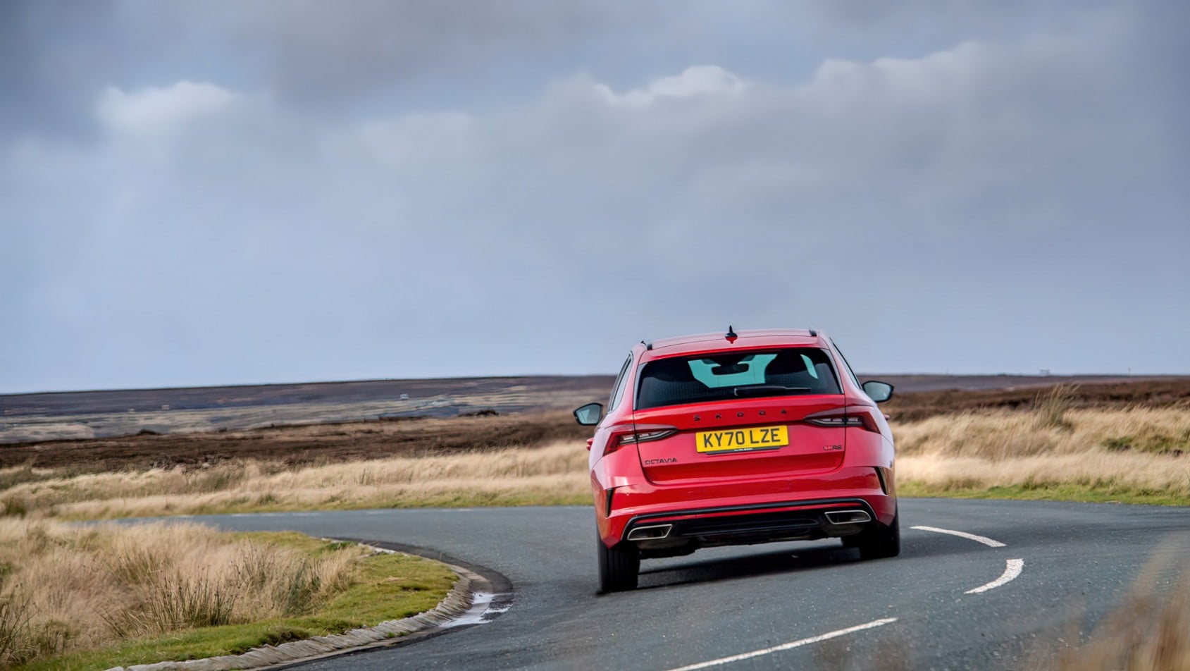 Skoda Octavia RS na zakręcie