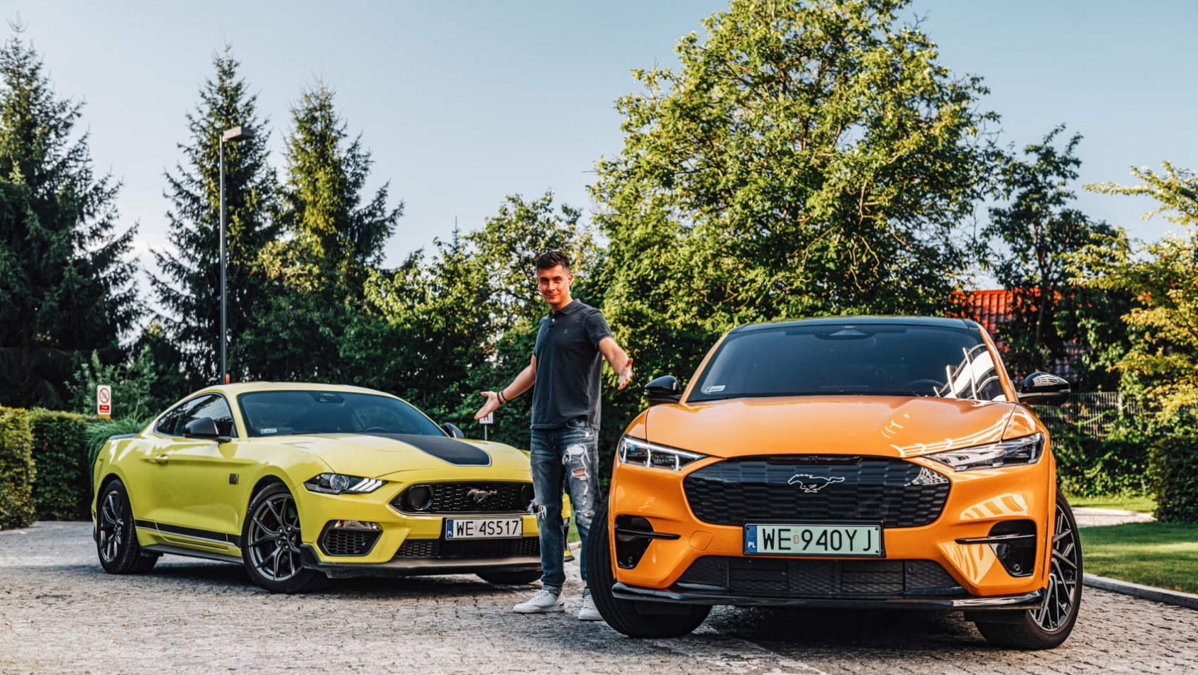 Zbliżony design Mustanga Mach-E GT i Mach 1