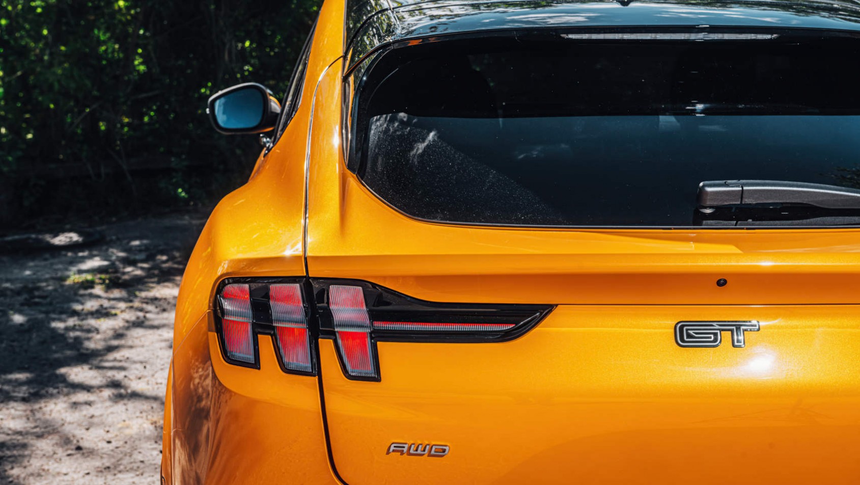 Mustang Mach-E GT - charakterystyczne tylne światła