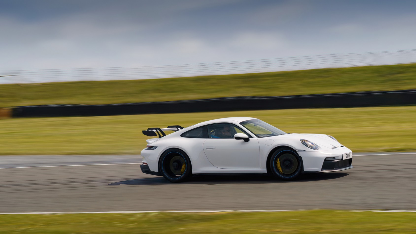 Porsche 911 GT3 Porsche911GT3 sylwetka z boku