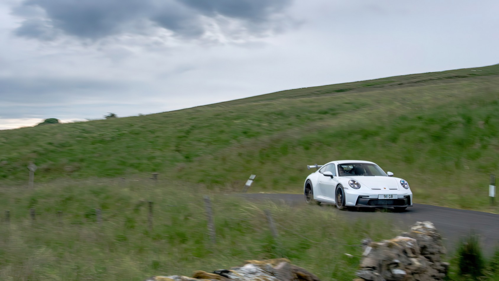 Porsche 911 GT3 Porsche 911 GT3 przed zakrętem