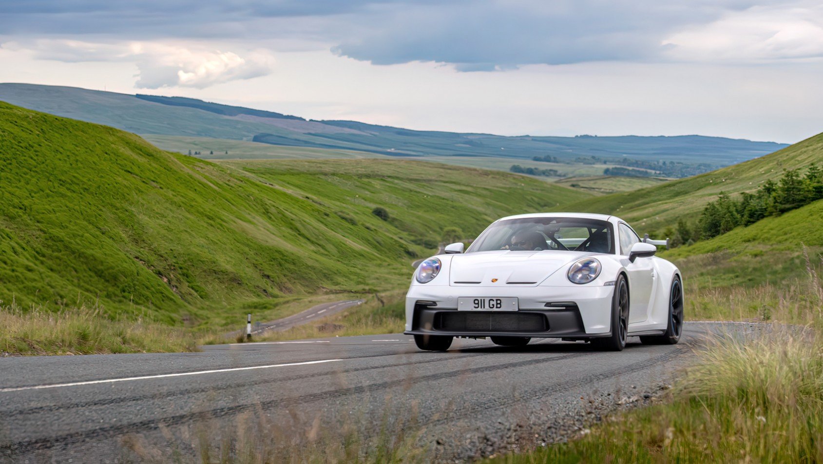 Porsche 911 GT3 Porsche 911 GT3 sylwetka z przodu