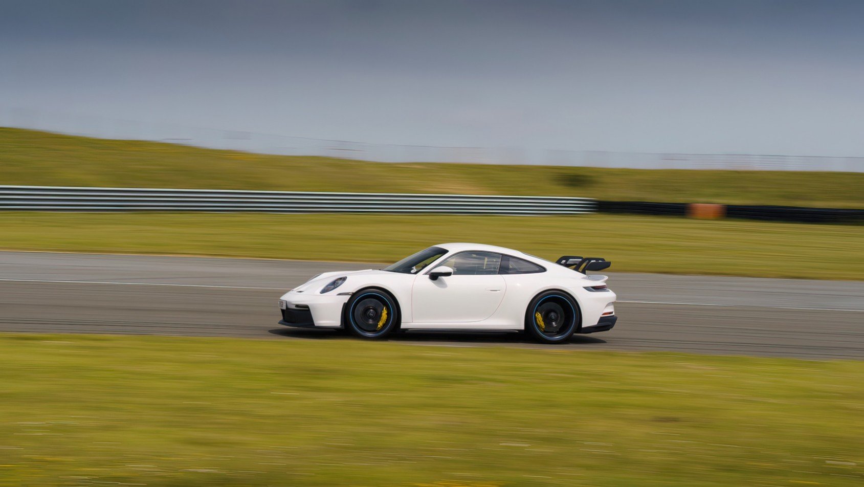 Porsche 911 GT3 Porsche 911 GT3 na torze podczas testu