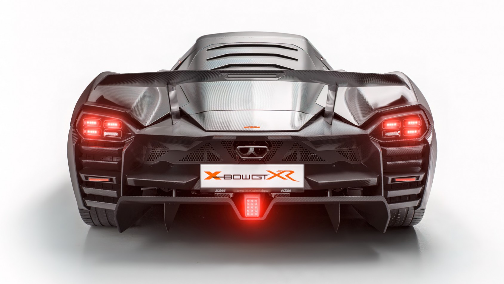 KTM X-Bow GT-XR sylwetka z tyłu