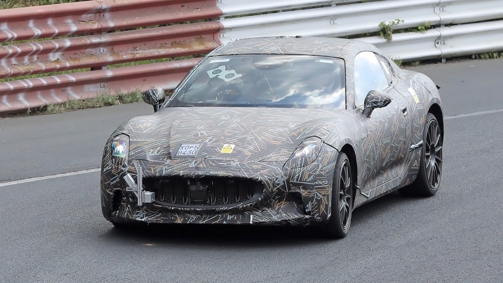 Maserati GranTurismo Folgore z przodu