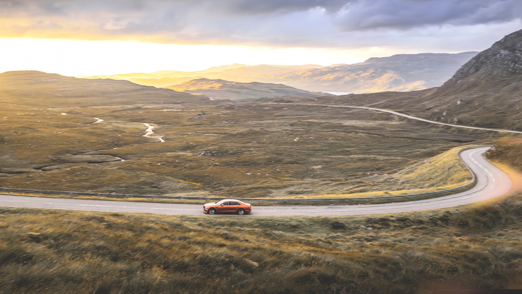 Bentley Flying Spur Speed podczas jazdy