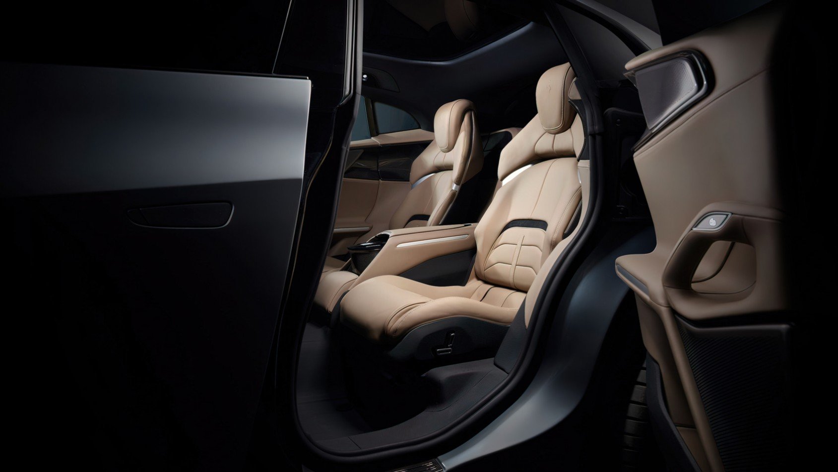 Ferrari Purosangue fotele