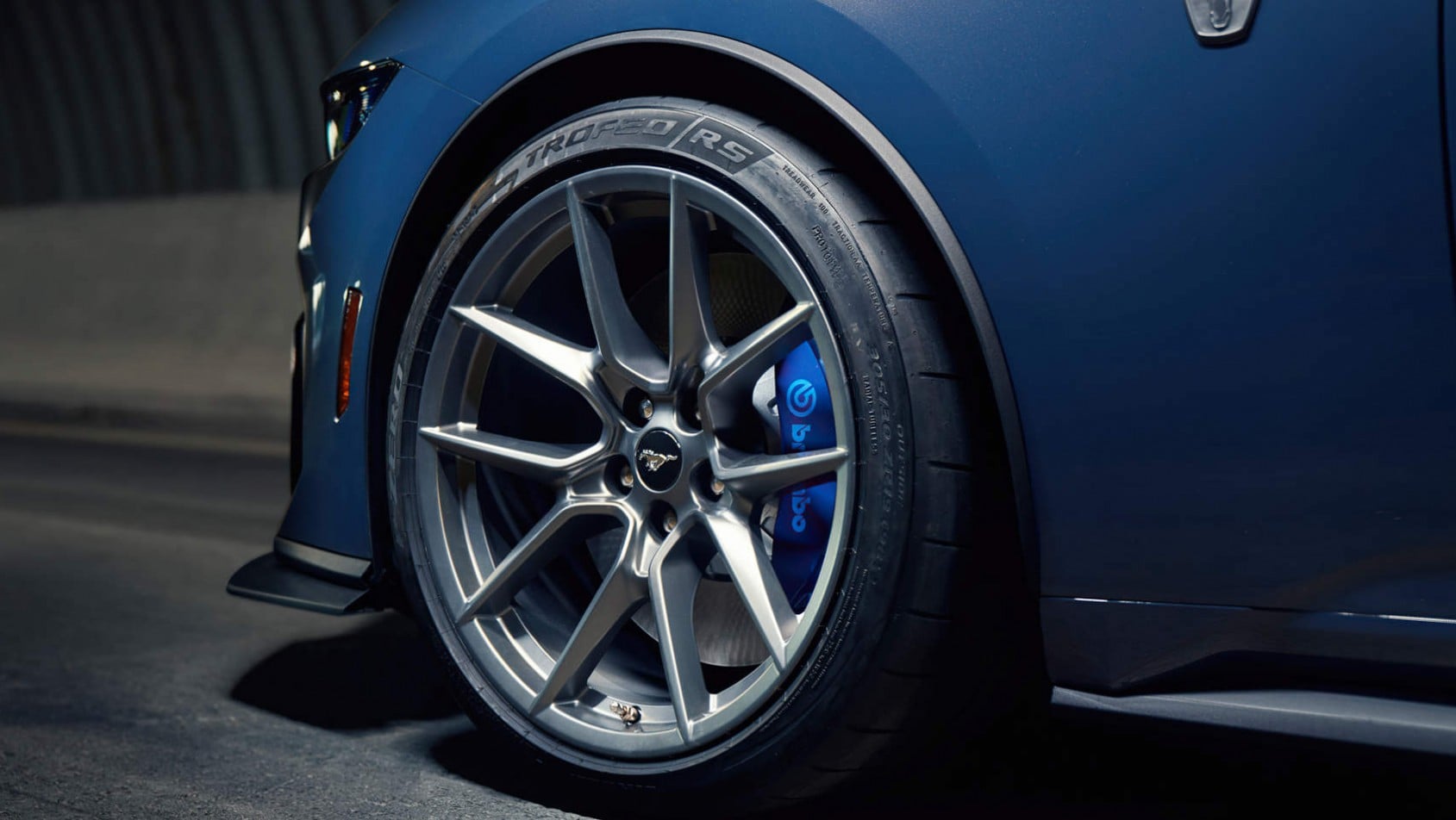 Nowy Ford Mustang Dark Horse - potężne hamulce Brembo