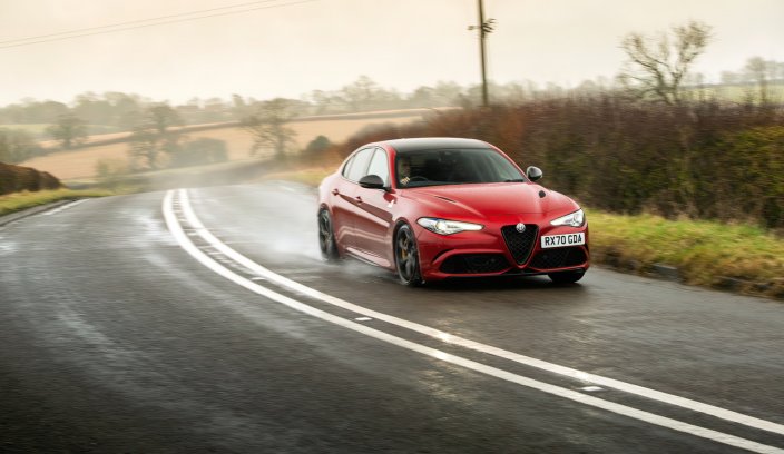 Alfa Romeo Giulia Quadrifoglio podczas testu