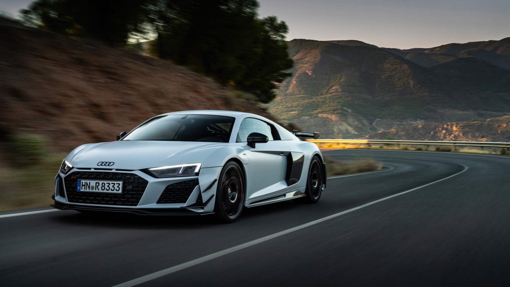 Audi R8 V10 GT RWD na drodze