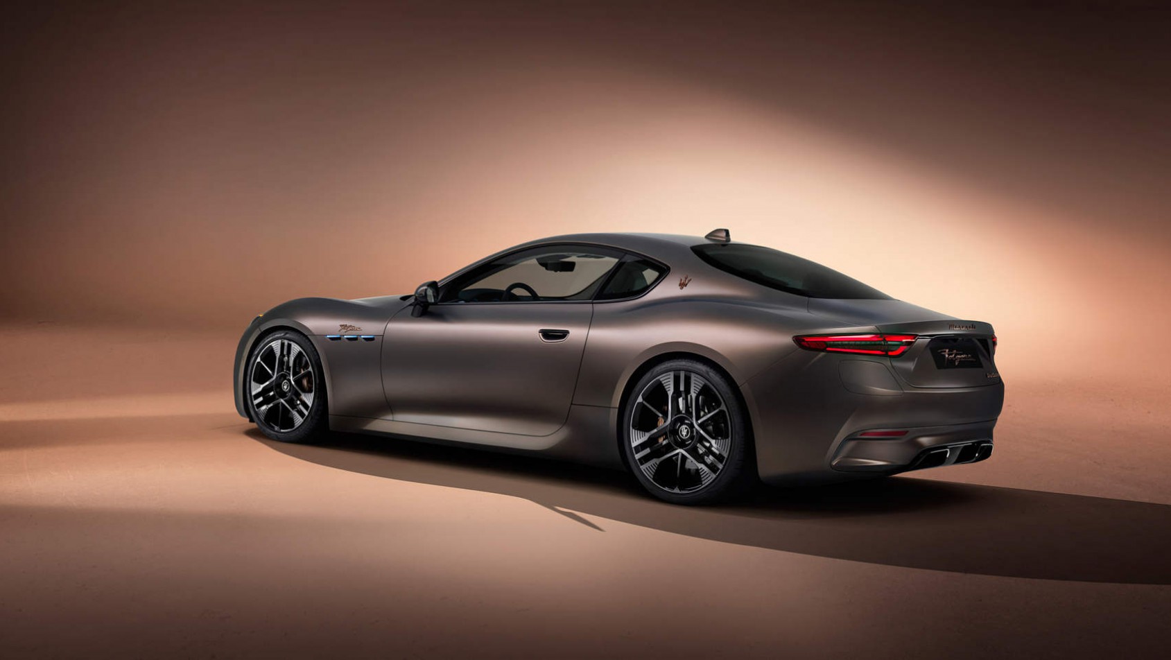 Maserati GranTurismo Folgore Nowe Maserati GranTurismo Folgore bokiem